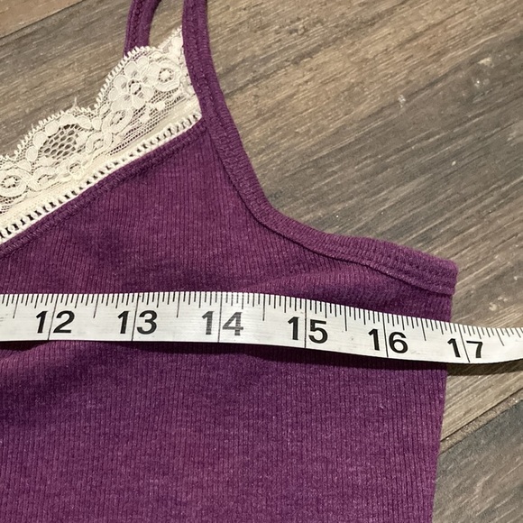 Old navy purple spaghetti strap tank top - Picture 5 of 5
